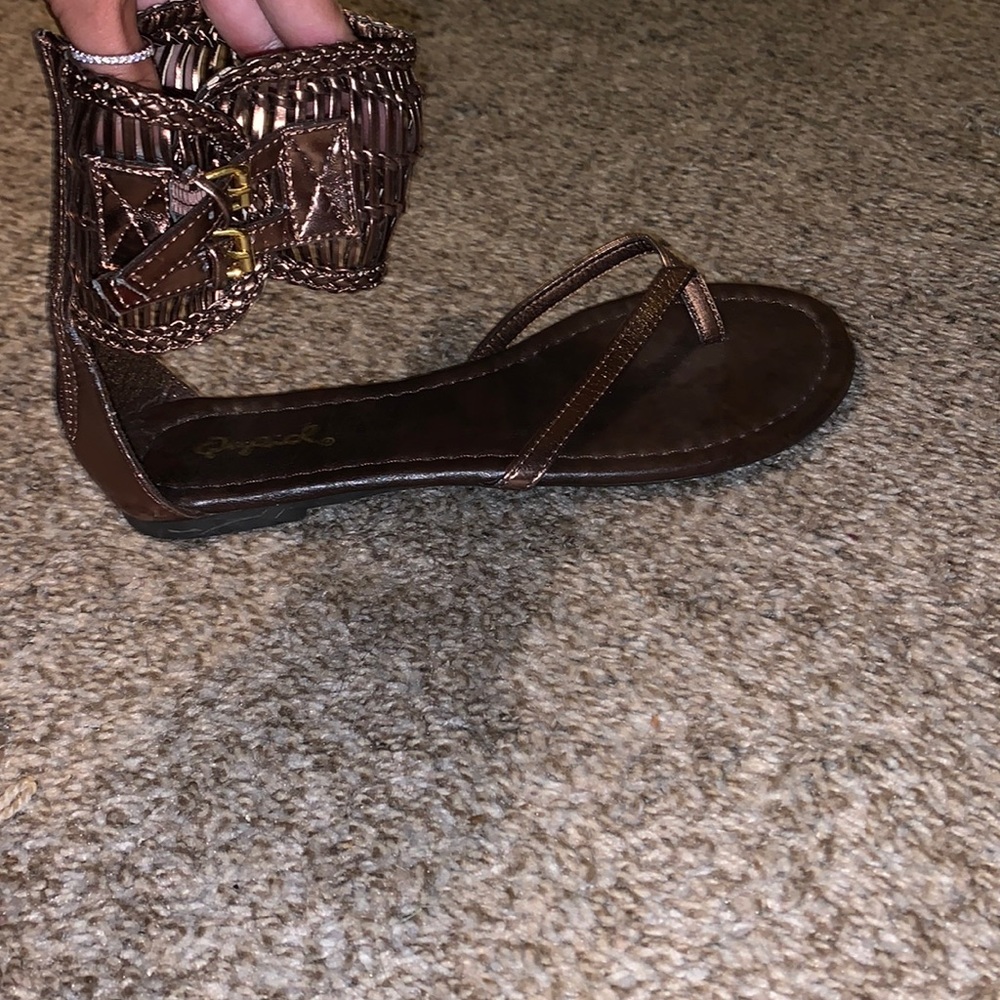 Qupid bronze sandals